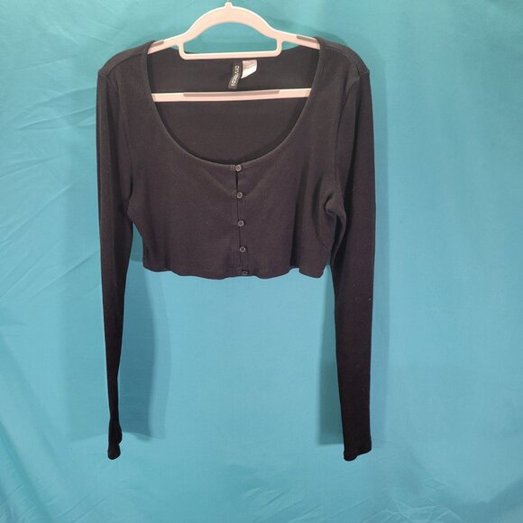 H&M Divided Black Long Sleeve Ribbed Crop Cardigan Button Front Womens Size M - Picture 2 of 13